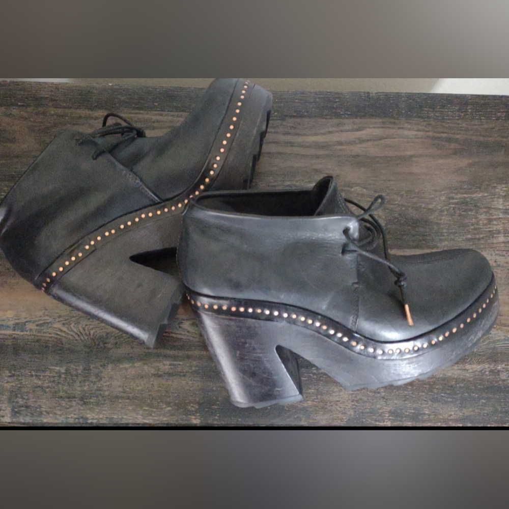 Y2K Rag & Bone Inez Black Genuine Leather Gold Studded Heel Boot Clogs Size US 8